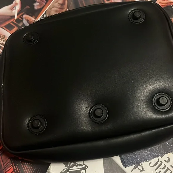 ☠️ 🥃 ☠️• ⚫️ MONOS: On-The-Go Vibes ⚫️• 🥃☠️🥃 - Picture 6 of 11